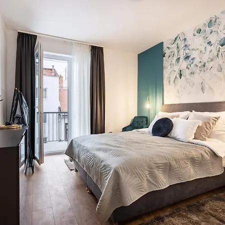 Rose Garden Apartment