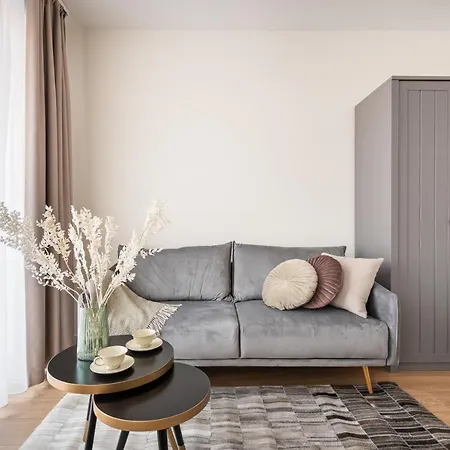 Rose Garden Apartment